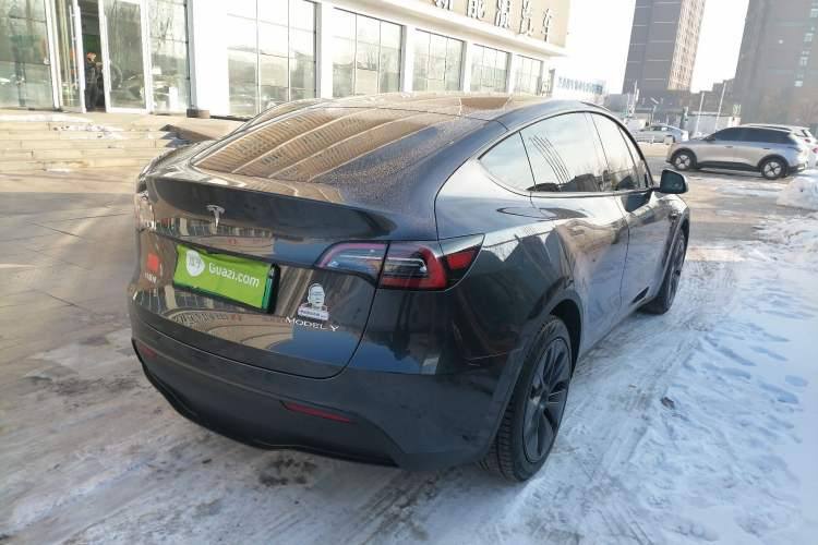 Used Tesla Model Y 2024 Rear-Wheel-Drive Version