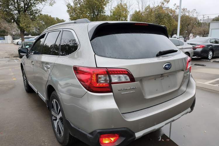 Used Subaru Outback 2019 2.5i Sport Navigation Edition with EyeSight
