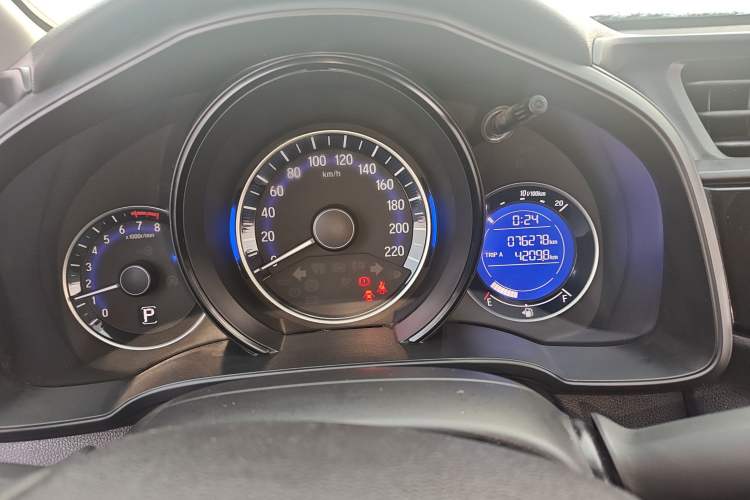 Used Honda Fit 2016 1.5L LXS CVT Comfort Sunroof Version