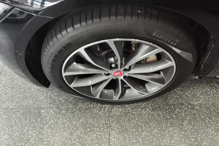 Used Jaguar XFL 2023 XFL 2.0T P250 Two-Wheel-Drive Elite Sport Edition
