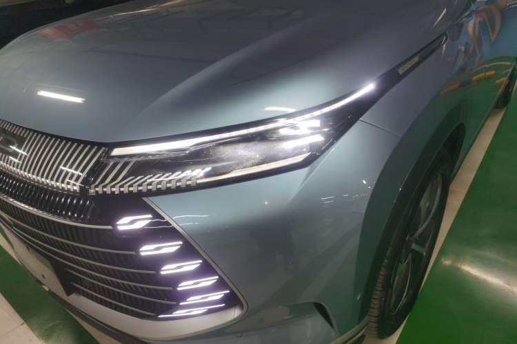 Used BYD Frigate 07 2023 DM-i 205KM Flagship Model
