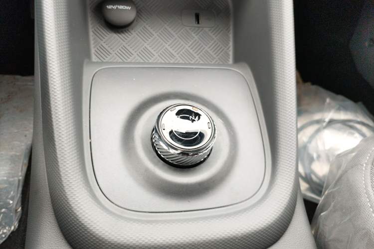 Used Wuling Hongguang New Energy 2024 All-Electric Model 300KM Standard Version