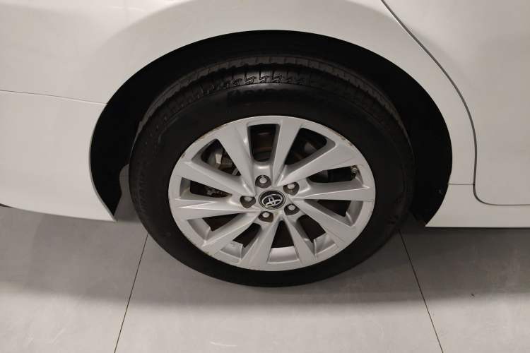 Used Toyota Camry 2021 2.0G Luxury Edition
