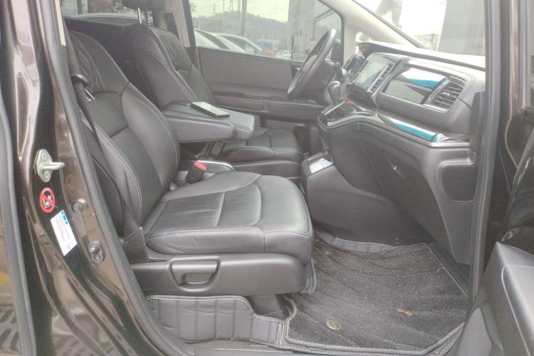 Used Honda Elysion 2019 2.0L Hybrid Supreme Edition
