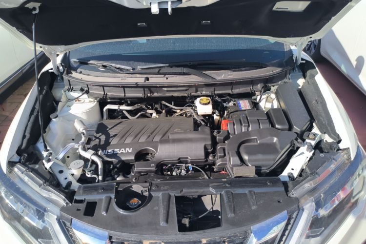 Used Nissan X-Trail 2023 Classic 2.0L Two-Wheel Drive Smart Connect Premium Edition
