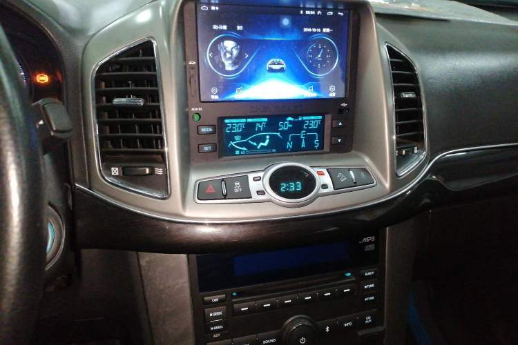 Used Chevrolet Captiva 2014 2.4L 4x4 Flagship Edition 7 Seats
