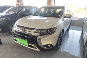 Used Mitsubishi Outlander 2019 2.4L Two-Wheel Drive ZhiXing Version 5 Seats China V Emission Standard