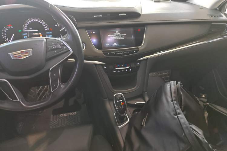 Used Cadillac XT5 2016 28T Four-Wheel Drive Luxury Model
