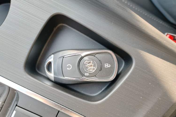 Used Buick Velite 6 2023 Revised Version 430 km Range – Commuter Edition