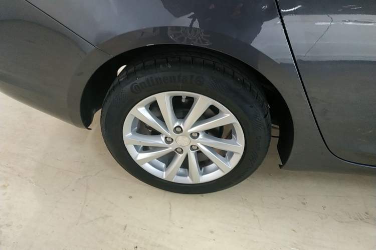 Used Buick Verano 2015 Sedan 15S Manual Entry-Level Model
