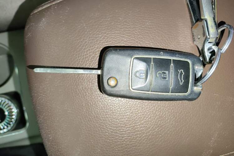 Used FORTHING Lingzhi 2019 M5L 1.6L 7-Seater Standard Model China VI
