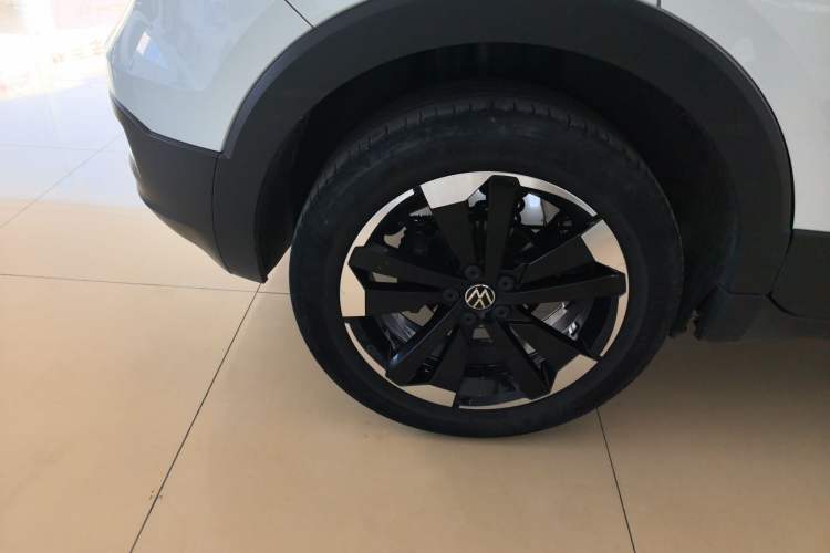 Used Volkswagen Tacqua 2023 200TSI DSG Joy-Connect Edition