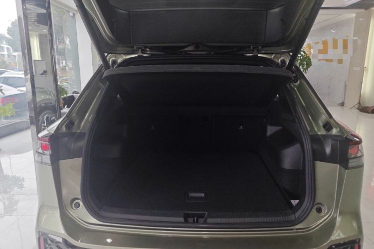 Used Volkswagen Tayron 2025 Tiguan L 380TSI 4Motion Luxury