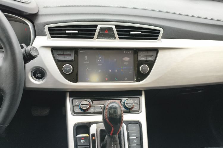 Used Geely Auto Emgrand X7 Sport 2018 1.8TD Automatic Two-Wheel Drive Smart Connect 4G Internet Edition
