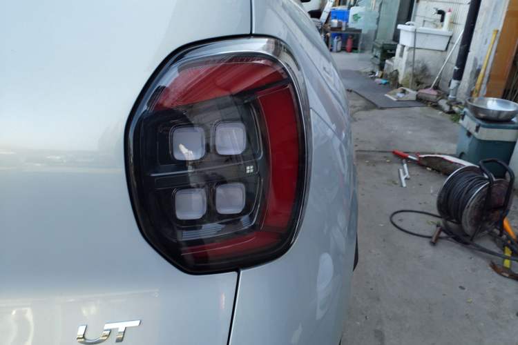 Used AION UT 2025 330 Starlight Edition
