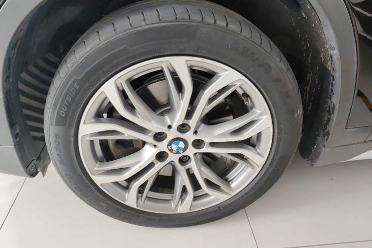 Used BMW X1 2016 xDrive20Li Luxury Model
