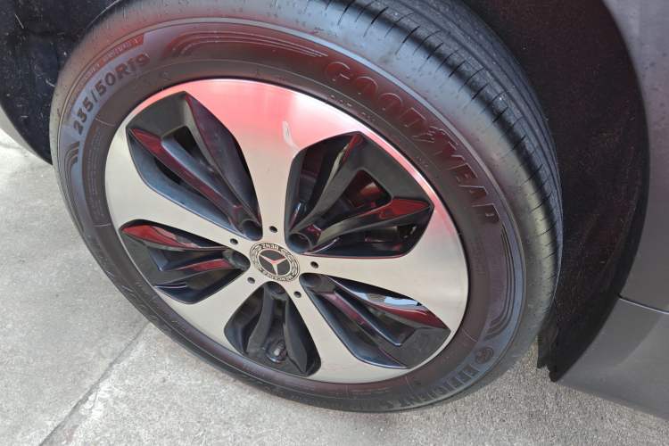 Used Mercedes-Benz GLB 2022 Updated GLB 200 Fashion Edition
