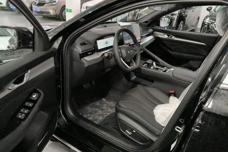 Used Geely Auto Preface 2026 Model Oriental Yao 1.5TD Kunlun Edition