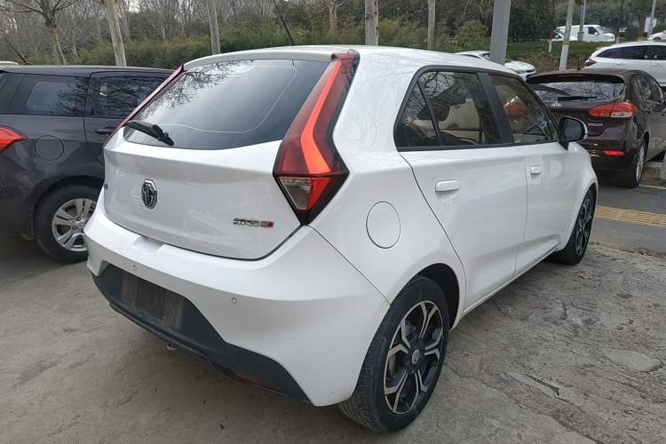 Used MG 3 2017 1.5L Automatic Smart Connect Luxury Edition
