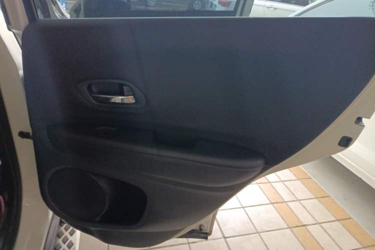 Used Honda Vezel 2020 1.5L CVT Elite Edition
