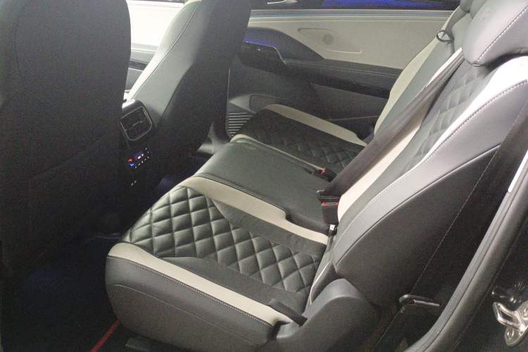 Used Volkswagen ID.6 CROZZ 2021 Long-Range PRO Edition