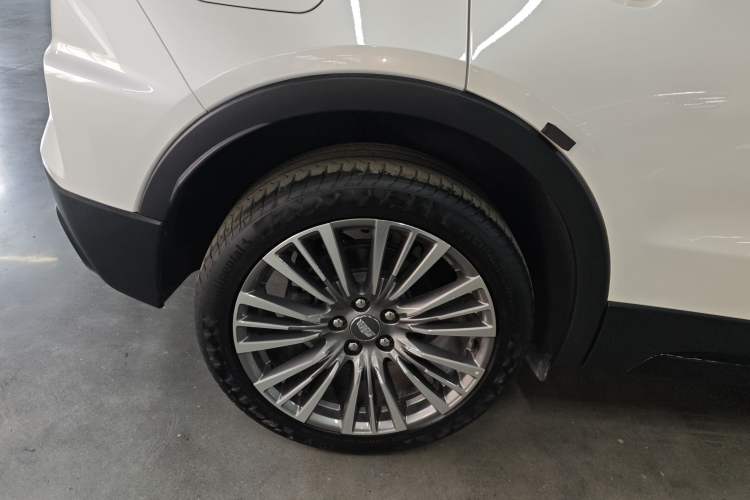 Used Cadillac XT4 2024 28T Two-Wheel-Drive Prestige Version
