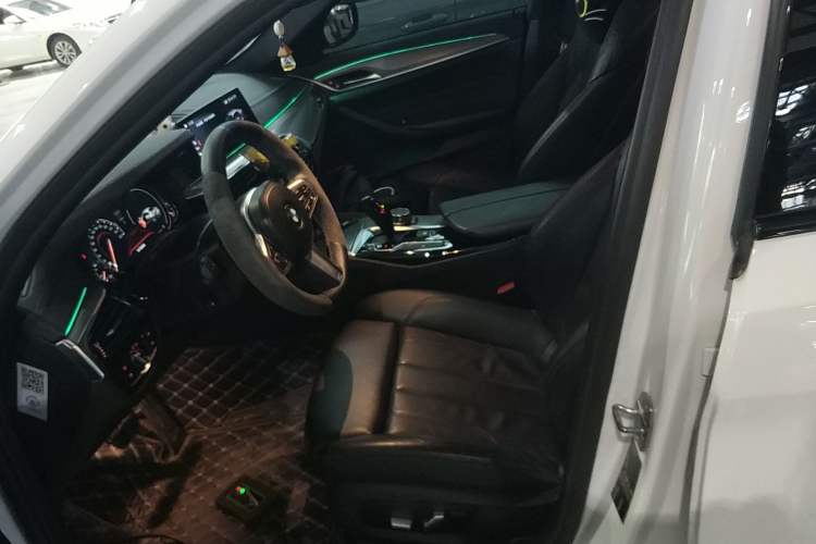 Used BMW 5 Series (Import) 2018 525i M Sport Package