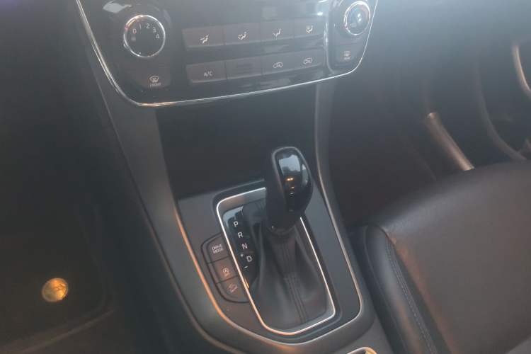 Used Hyundai ix35 2019 2.0L Automatic 2WD Zhiyong·Changxiang Edition China V Standard
