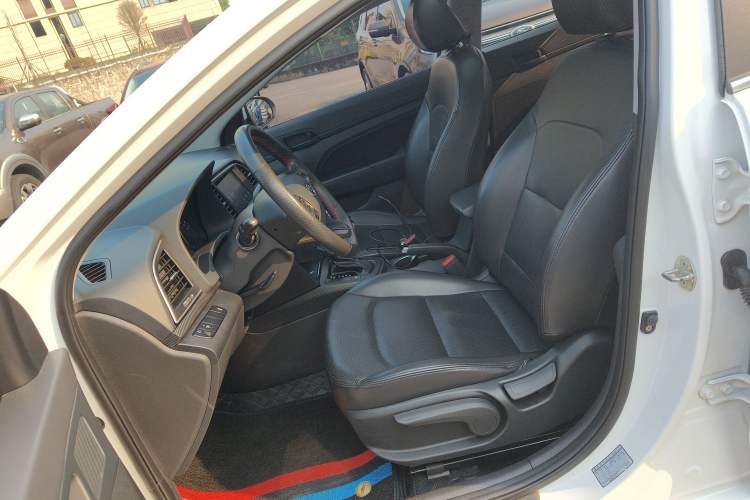 Used Hyundai Elantra 2018 1.4T Dual-Clutch Xuan Dong · Dynamic Edition
