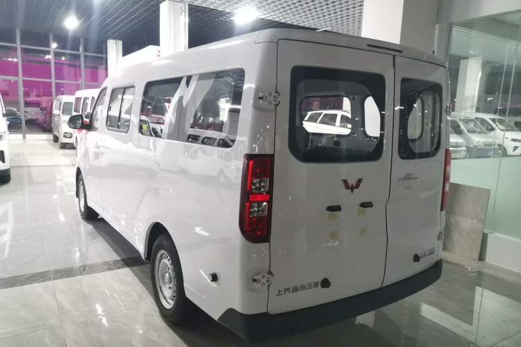 Used Wuling Yangguang 
