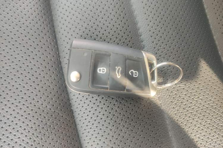 Used Volkswagen Teramont 2020 330TSI Two-Wheel-Drive Luxury Edition China VI Standard
