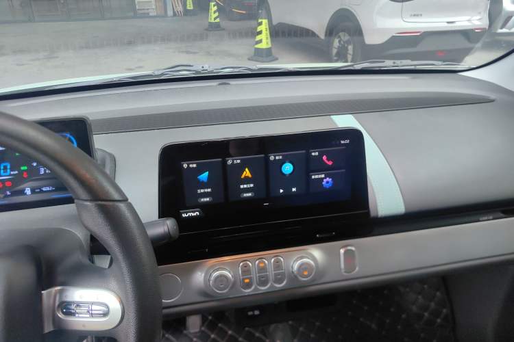 Used  Lumin 2022 210km Sweet Edition
