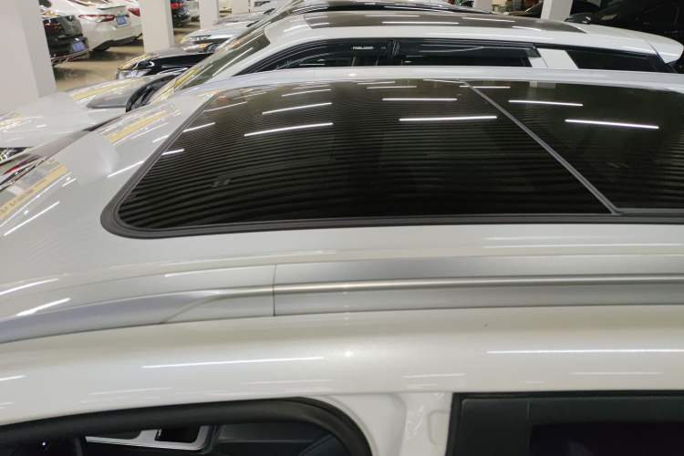 Used AION Y 2023 Plus 510 Tech Edition