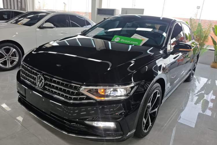 Used Volkswagen Magotan 2023 2 Million Units Commemorative Edition 330TSI DSG Luxury Version