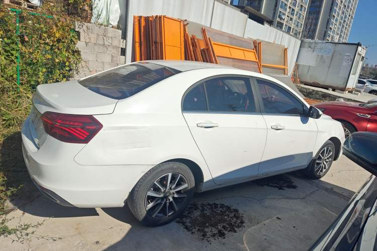 Used Geely Auto Emgrand 2019 Leading Edition 1.5L CVT Upward Asian Games Edition China VI
