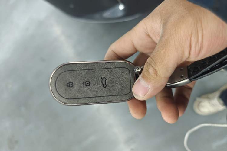 Used Hima AITO M7 2024 1.5T Rear-Drive Plus Version 5 Seats
