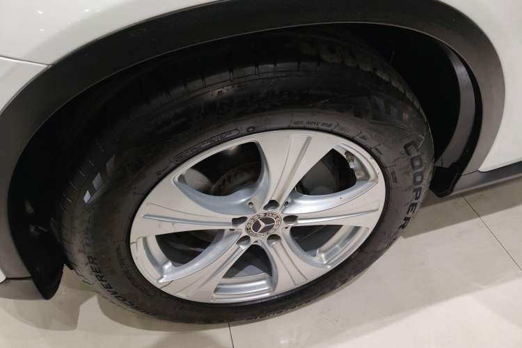 Used Mercedes-Benz GLC 2020 GLC 260 L 4MATIC Dynamic Model
