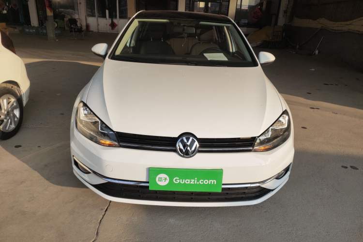 Used Volkswagen Golf 2020 Zhiai Edition 200TSI DSG Comfortable & Ambitious Version
