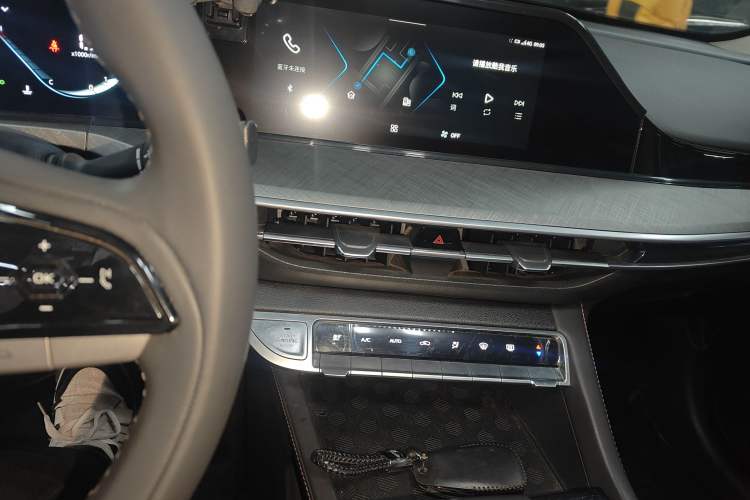 Used Changan Eado 2023 Changan Edition PLUS Blue Whale NE 1.4T GDI DCT Prestige Version