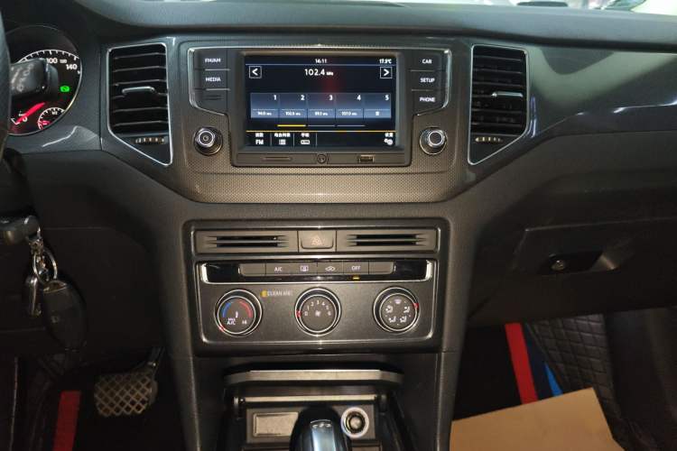 Used Volkswagen Golf Sportsvan 2016 230TSI Automatic Trend Edition
