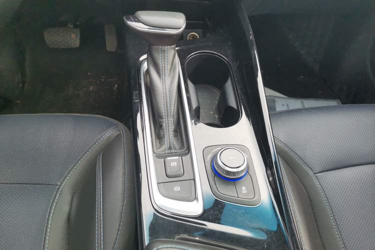 Used Buick Velite 6 2022 Plug-in Hybrid Connected Smart Edition
