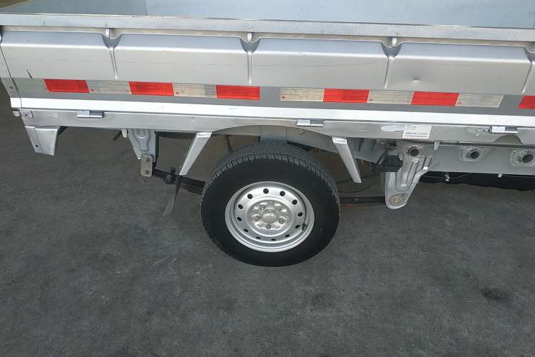 Used Wuling Rongguang Small Truck 2019 1.5L Base Single-Row Emission Standard VI L3C
