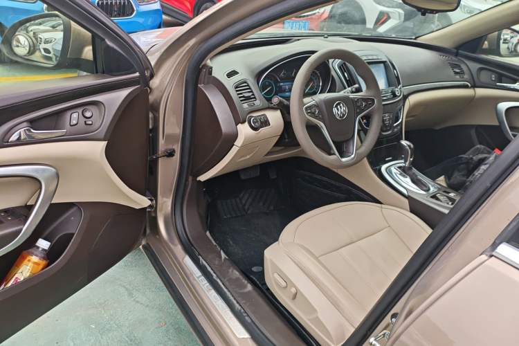 Used Buick Regal 2015 2.0L Elite Fashion Edition
