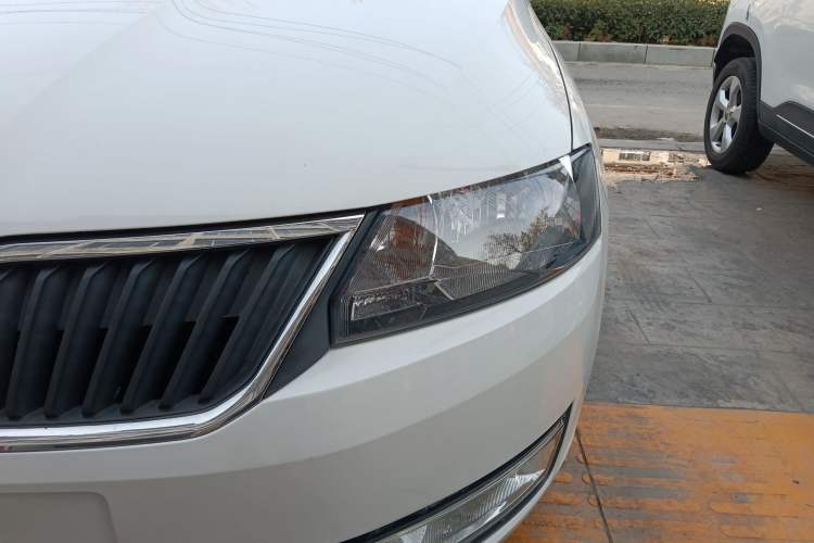 Used Skoda Rapid 2016 1.6L Manual Trend Edition