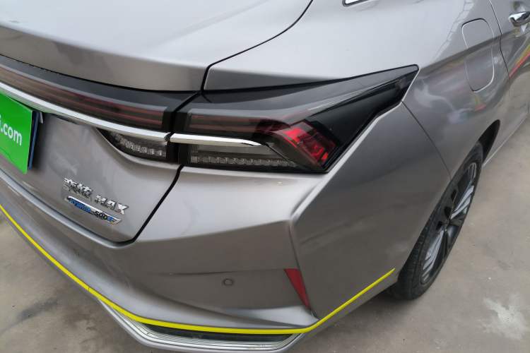 Used Dongfeng Aeolus Yixuan MAX 2021 Super-Efficient Dad Hybrid Edition