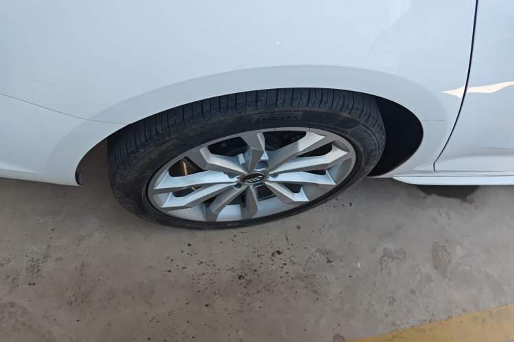 Used Audi A4L 2018 30th Anniversary Edition 40 TFSI Fashion Model