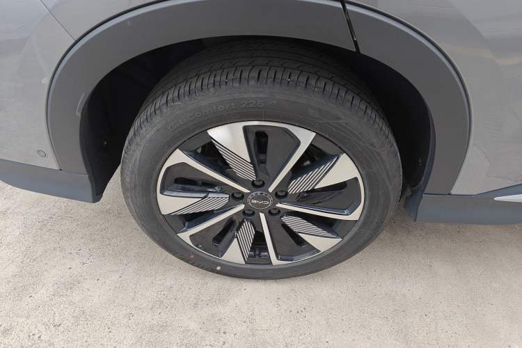 Used BYD Song PLUS New Energy 2025 EV Intelligent Driving Version 520km Premium Model