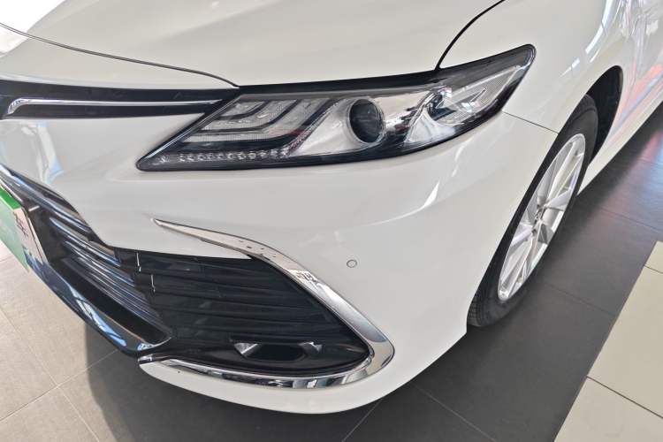 Used Toyota Camry 2021 2.0G Luxury Edition
