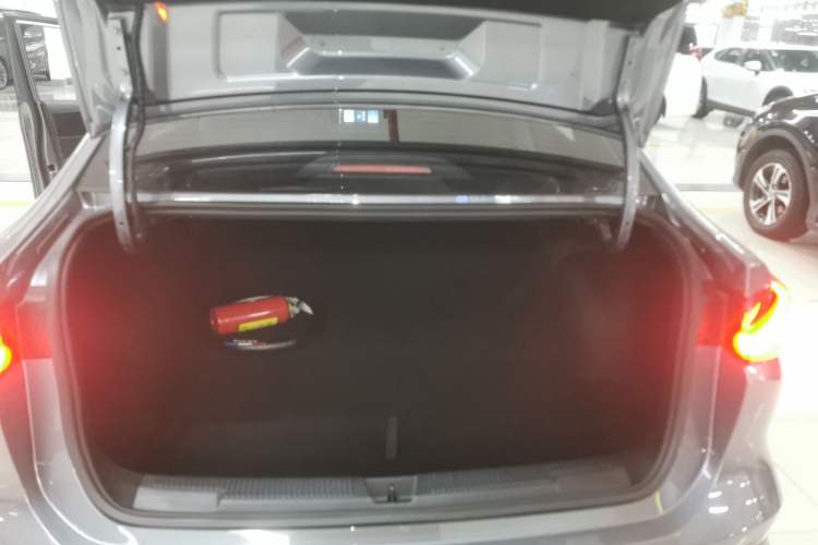 Used Roewe i5 2023 1.5L CVT Luxury Edition
