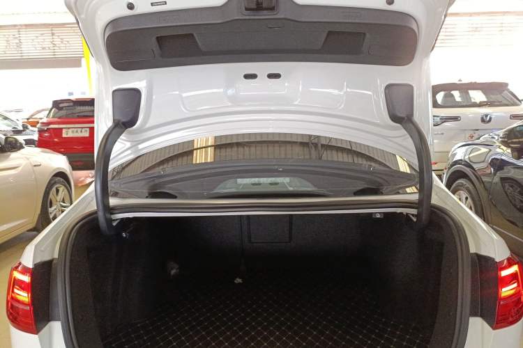 Used Volkswagen Sagitar 2018 280TSI DSG Luxury Model
